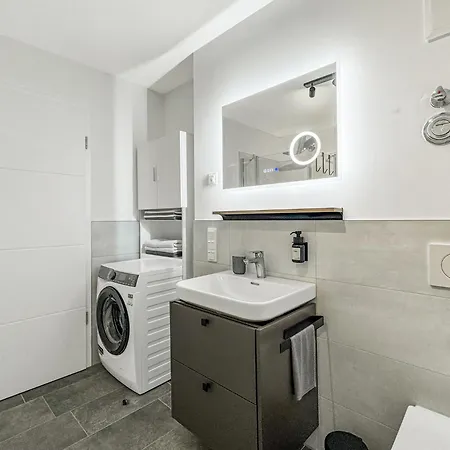 Apartment Neu Freiraum Fuenf
